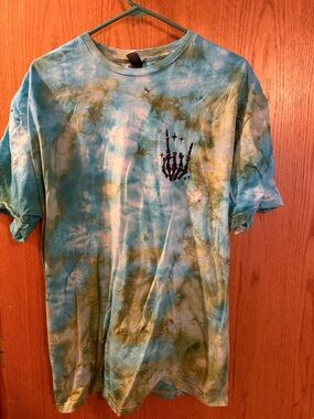 Gildan Blue and Olive Tie-Dye Tee with Small Skeleton Hand Accent